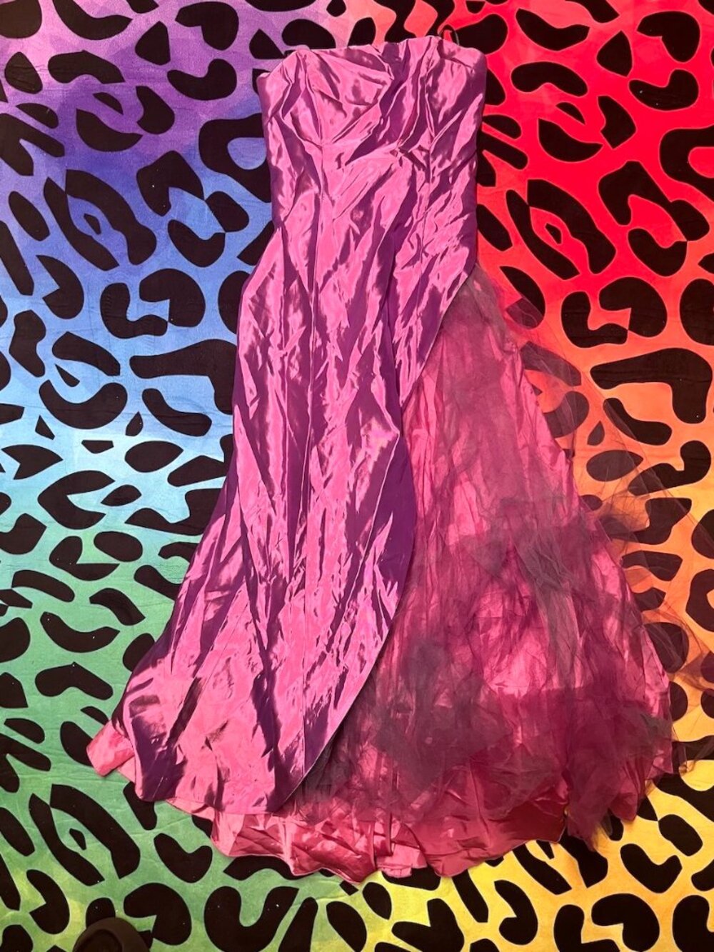 MORGAN AND CO. BY LINDA BERNELL FUCSHIA SLEEVELESS GOWN DRESS SIZE 3/4